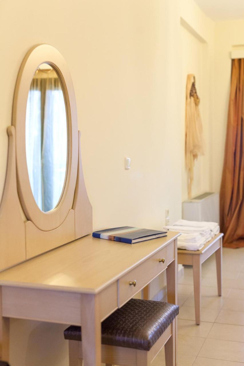 Koronisia Apartments エクステリア 写真